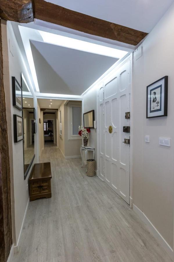 Espacioso Apartamento A Estrenar!! Casco Viejo Bilbao Exteriér fotografie